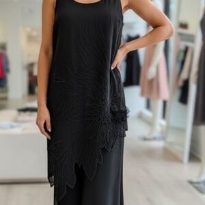 Elegant Black Sleeveless Dress